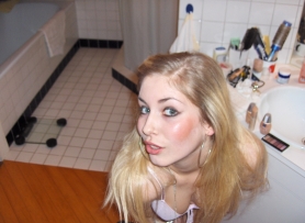 Non nude sexy blonde - #14