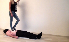 Attractive Amateur Blonde Dominates A Submissive Guy