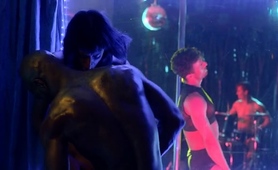 Sensuous Amateur Lovers Put On A Wonderful Show On Stage